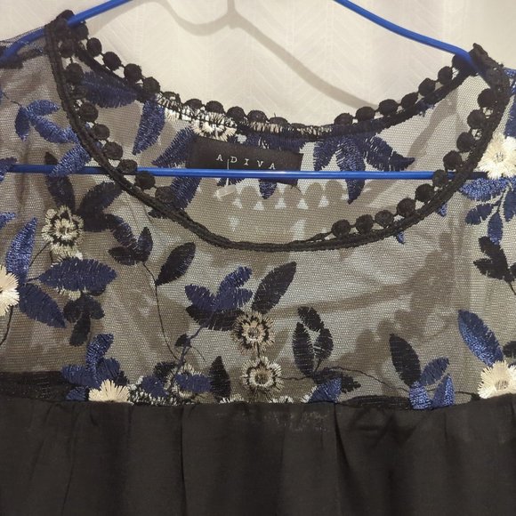 Blouse - Picture 3 of 4